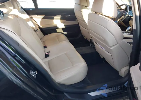 2011 BMW 740Li из США, поврежденный, VIN WBAKB4C57BC574935